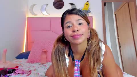 Snapshot of rajjnar_nina chatting on January 17, 11:29 pm Nina online show from January 17, 11:29 pm