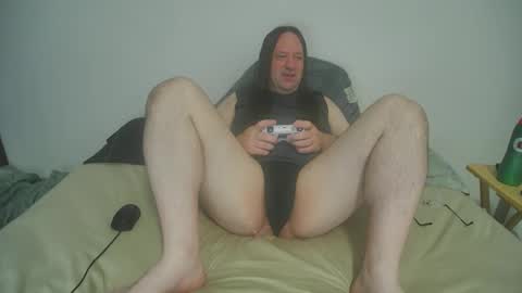 Snapshot of rando1235 chatting on September 14, 5:43 am rando1235 online show from September 14, 5:43 am
