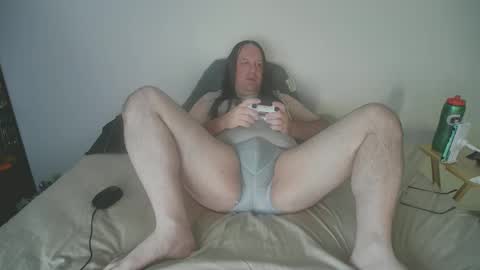 Snapshot of rando1235 chatting on September 20, 10:46 pm rando1235 online show from September 20, 10:46 pm