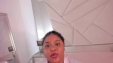 Snapshot of ravendipaul_ chatting on February 6, 8:34 pm online show from February 6, 8:34 pm