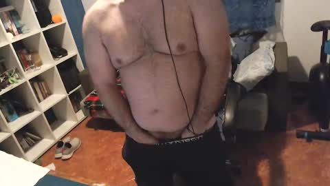 ravingr3d3 online show from March 5, 1:31 am