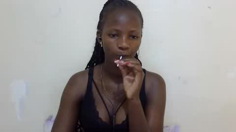 queen online show from March 8, 3:17 am