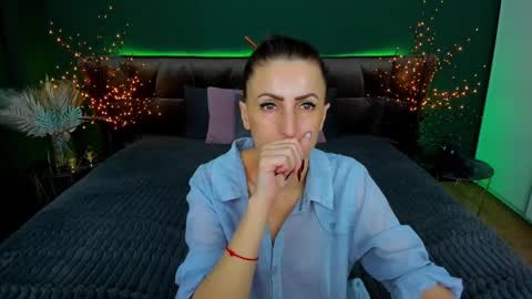 rebecca_diamonds online show from February 19, 1:50 pm