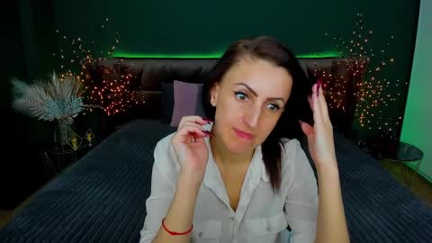 rebecca_diamonds online show from February 17, 12:38 pm