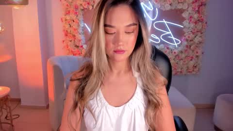 Rebe online show from February 27, 3:08 am