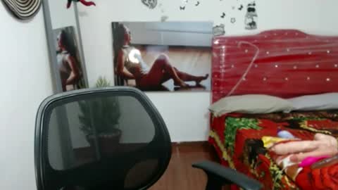 renesmee tanner online show from January 17, 4:39 am