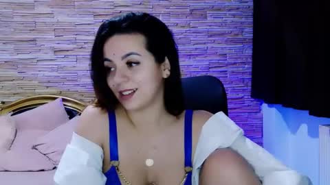 renesmesweet online show from January 23, 10:43 am
