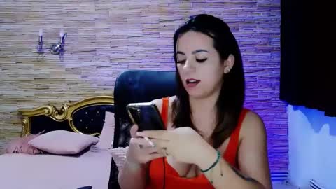 renesmesweet online show from January 24, 12:10 pm