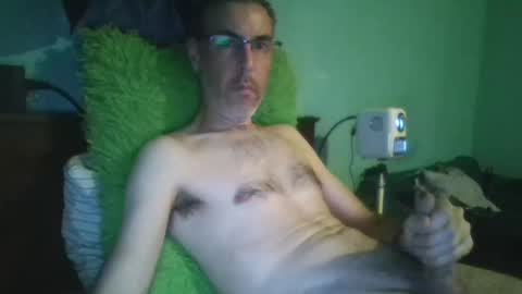 Snapshot of reyes_albert2006 chatting on September 12, 11:34 am reyes_albert2006 online show from September 12, 11:34 am