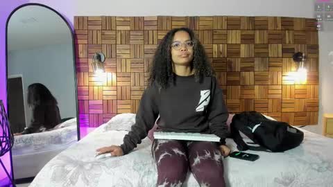 Snapshot of rihannadeep chatting on February 24, 10:04 am Sara online show from February 24, 10:04 am