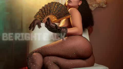 Snapshot of rihannadeep chatting on February 12, 1:16 pm Sara online show from February 12, 1:16 pm