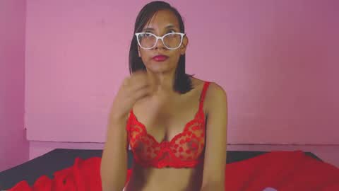 risy_rose online show from February 11, 11:01 pm