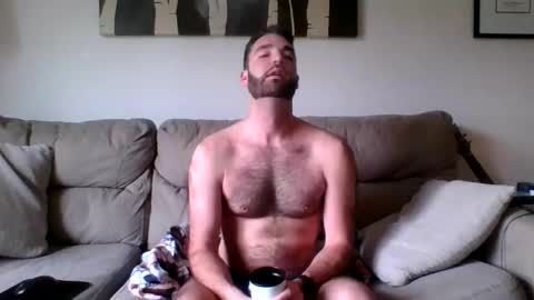 Snapshot of rockdaddymac chatting on February 1, 6:29 pm RockDaddyMac online show from February 1, 6:29 pm