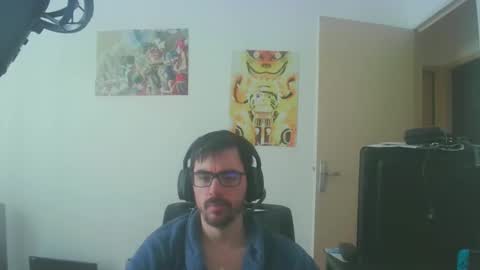 Snapshot of romainb72 chatting on February 2, 11:07 am romainb72 online show from February 2, 11:07 am