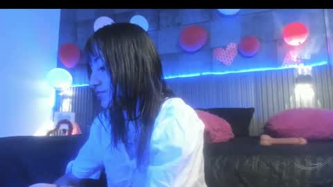 Snapshot of rominnakonde chatting on February 24, 11:19 pm Rominna online show from February 24, 11:19 pm