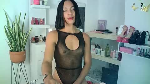 Snapshot of rosalindasexy chatting on March 6, 9:36 am Rosalinda online show from March 6, 9:36 am