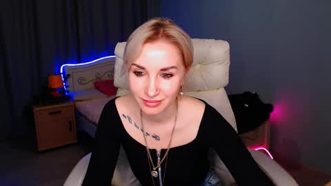 Snapshot of rose__shine chatting on January 29, 1:38 pm rose shine online show from January 29, 1:38 pm