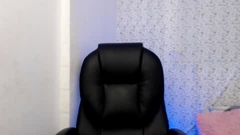 Rose online show from December 14, 2:22 am