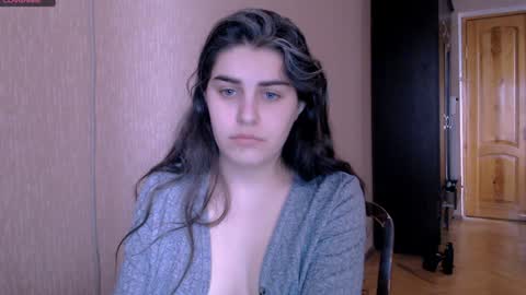 Snapshot of roselina_ chatting on January 7, 11:26 am Rose online show from January 7, 11:26 am