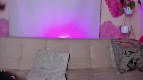 Lyla OF roselinedior online show from February 17, 5:55 pm