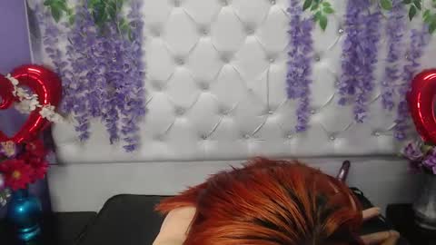 Snapshot of roselyn_arnold chatting on February 21, 6:59 pm Julieta online show from February 21, 6:59 pm