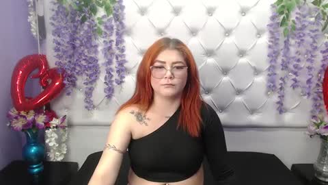 Snapshot of roselyn_arnold chatting on March 8, 2:40 pm Julieta online show from March 8, 2:40 pm
