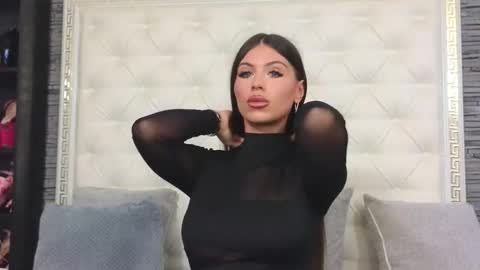 Snapshot of rosevanessa chatting on September 18, 6:50 am Gabriela online show from September 18, 6:50 am