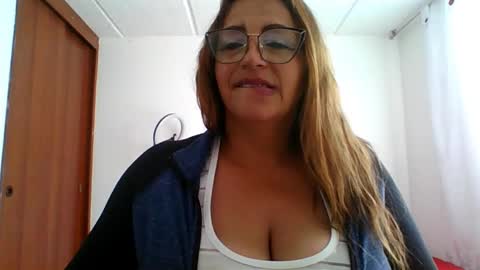 Snapshot of rossanalionheart chatting on March 2, 3:05 pm Rossana online show from March 2, 3:05 pm