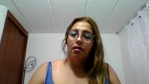 Snapshot of rossanalionheart chatting on February 20, 10:59 am Rossana online show from February 20, 10:59 am