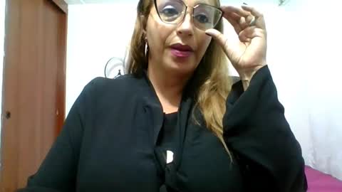 Snapshot of rossanalionheart chatting on March 4, 11:32 pm Rossana online show from March 4, 11:32 pm