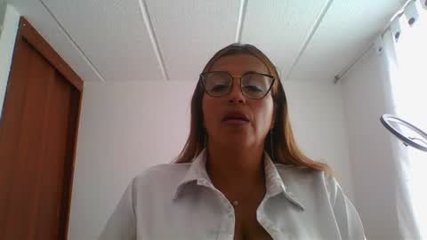 Snapshot of rossanalionheart chatting on February 1, 7:13 pm Rossana online show from February 1, 7:13 pm