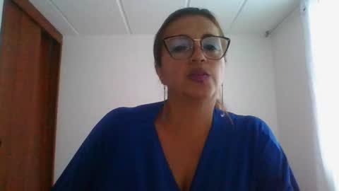 Snapshot of rossanalionheart chatting on February 5, 7:53 pm Rossana online show from February 5, 7:53 pm