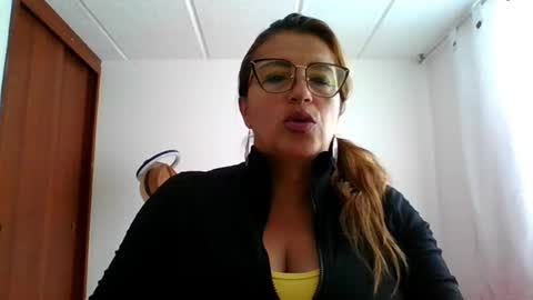 Snapshot of rossanalionheart chatting on February 16, 12:10 pm Rossana online show from February 16, 12:10 pm
