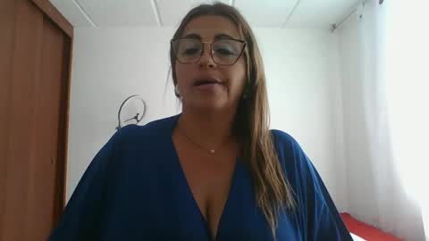 Snapshot of rossanalionheart chatting on February 25, 7:49 pm Rossana online show from February 25, 7:49 pm