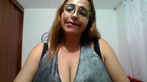 Snapshot of rossanalionheart chatting on March 2, 1:26 am Rossana online show from March 2, 1:26 am