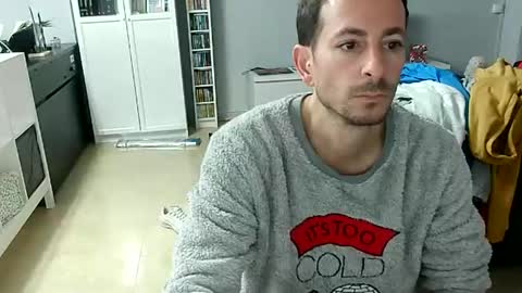 roubarixx online show from December 3, 8:11 am