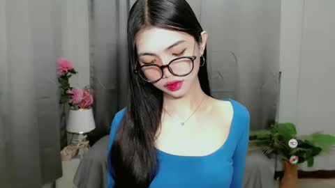Roxie online show from February 5, 10:22 pm