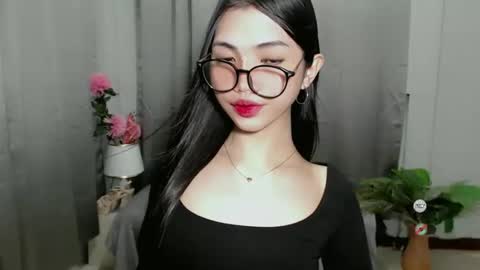 Roxie online show from February 4, 12:40 am