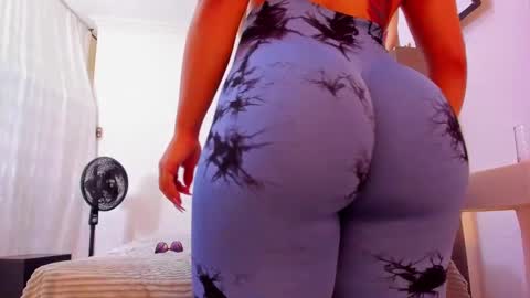 Snapshot of roxy_rebel chatting on March 4, 4:20 pm roxy online show from March 4, 4:20 pm