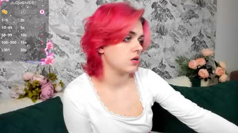 Snapshot of roxy_woow chatting on January 31, 12:07 pm Roxy GMT3 1100-1700 MonTueThuFriSat online show from January 31, 12:07 pm