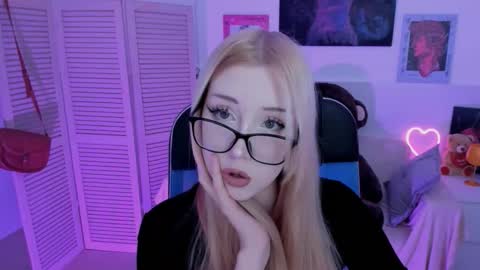 rubyybennett online show from September 20, 7:22 am