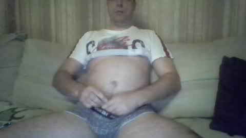 Snapshot of rusqadisx chatting on December 29, 1:38 pm rusqadisx online show from December 29, 1:38 pm