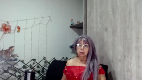 Snapshot of ruth_blue21 chatting on March 7, 2:36 am ruth_blue21 online show from March 7, 2:36 am