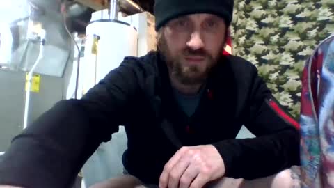 rwb1982 online show from December 6, 1:24 am