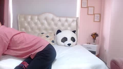 ryan online show from February 3, 7:21 pm