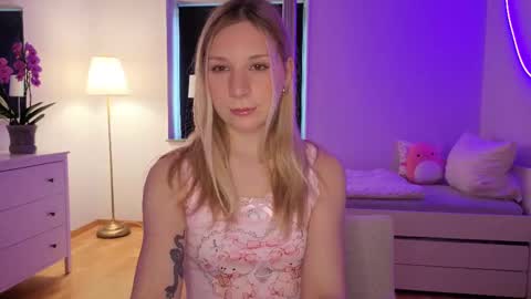 Sabrina Rose   online show from February 10, 11:25 am