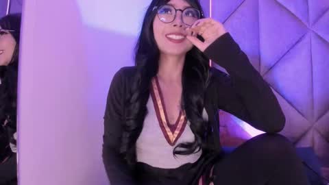 Snapshot of sabrinaspell_ chatting on September 9, 1:33 pm S A B R I N A online show from September 9, 1:33 pm
