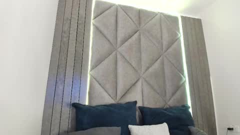Snapshot of sabrinaspell_ chatting on March 11, 11:23 am S A B R I N A online show from March 11, 11:23 am