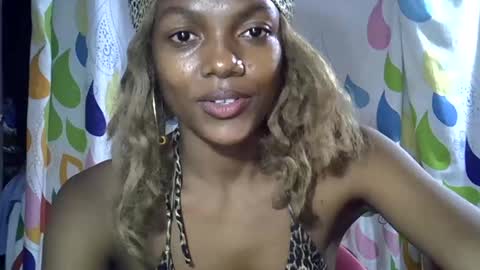 safira19 online show from September 11, 10:00 pm