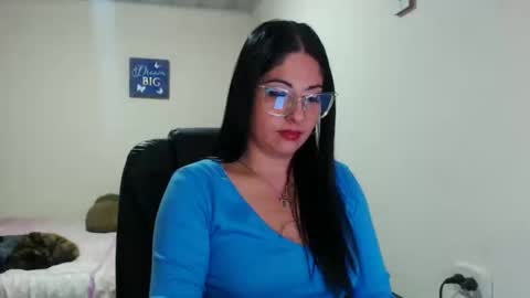 Karina online show from February 28, 1:26 am